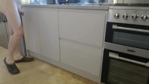 Snapshot of uncle2433 chatting on 12-03-24, 07:43 Uncle online show from 12-03-24, 07:43