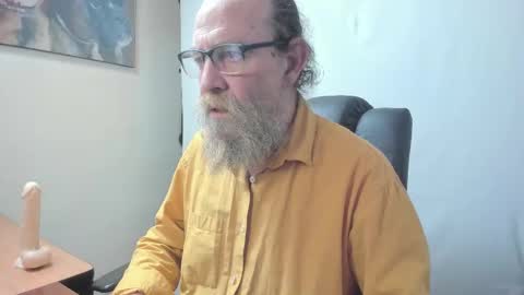 Uncle Hottie online show from 03-03-26, 05:41