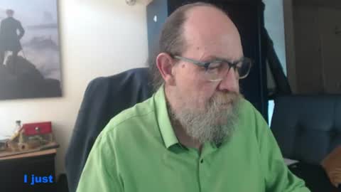 Uncle Hottie online show from 06-25-26, 03:38