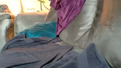 Buzz Bigcock online show from 04-23-26, 08:22