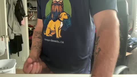 Snapshot of uncutbeard129840 chatting on 10-01-25, 03:18 uncutbeard129840 online show from 10-01-25, 03:18