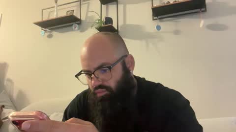 uncutbeard129840 online show from 04-08-26, 01:44