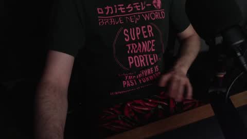 Snapshot of uncutcdn7in chatting on 03-11-26, 01:44 UnCutCdn7in online show from 03-11-26, 01:44