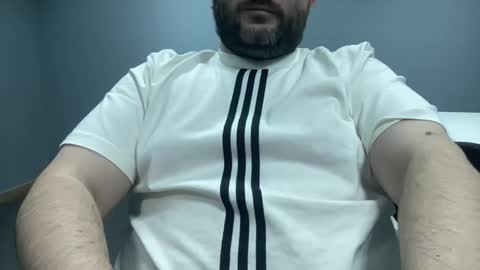 Snapshot of uncutdude321 chatting on 01-31-25, 11:56 uncutdude321 online show from 01-31-25, 11:56