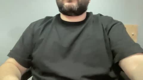 Snapshot of uncutdude321 chatting on 02-17-25, 01:21 uncutdude321 online show from 02-17-25, 01:21