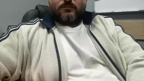 Snapshot of uncutdude321 chatting on 02-03-26, 01:16 uncutdude321 online show from 02-03-26, 01:16