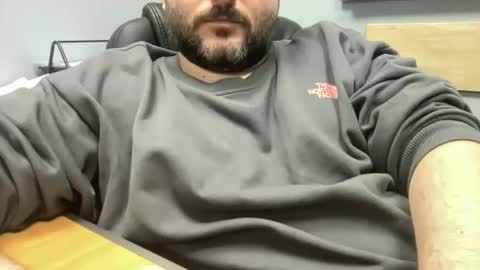 Snapshot of uncutdude321 chatting on 03-12-26, 12:11 uncutdude321 online show from 03-12-26, 12:11