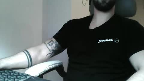 Snapshot of uncutedone7 chatting on 02-19-26, 09:33 YourDreamIfYouWant online show from 02-19-26, 09:33