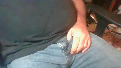 Snapshot of uncutmike7x5 chatting on 01-15-25, 09:09 uncutmike7x5 online show from 01-15-25, 09:09