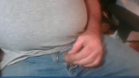 Snapshot of uncutmike7x5 chatting on 02-15-25, 07:17 uncutmike7x5 online show from 02-15-25, 07:17