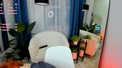 Snapshot of unicent chatting on 12-02-24, 12:40 Call me Mira thumbs up its make me happy online show from 12-02-24, 12:40