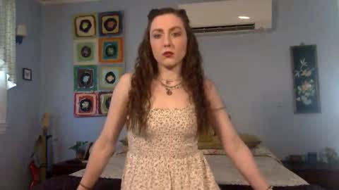 Snapshot of unicornfairy55 chatting on 02-13-26, 05:20 Lola Moonstone online show from 02-13-26, 05:20