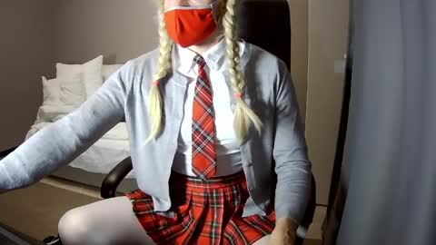 Mylittlecute online show from 04-27-26, 03:43