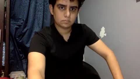 Snapshot of unlimitedfantasy chatting on 02-09-25, 12:41 Thiago online show from 02-09-25, 12:41