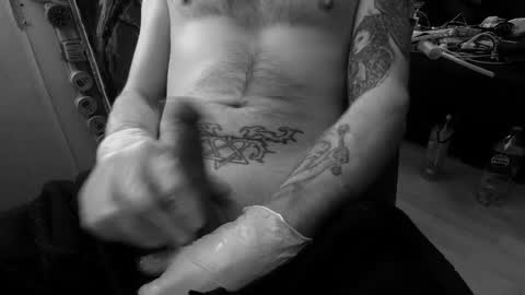 unlitimnaughty_ online show from 09-25-25, 01:53