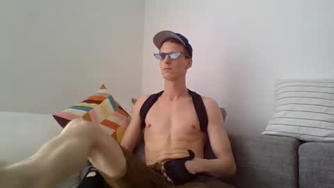 Snapshot of unluckyluke92 chatting on 02-22-25, 07:56 unluckyluke92 online show from 02-22-25, 07:56