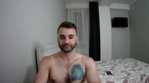 Snapshot of unnknow2024 chatting on 09-10-25, 07:03 SlavaVibes online show from 09-10-25, 07:03