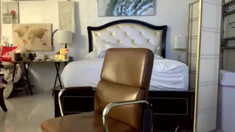 Stepbro online show from 02-09-25, 11:47