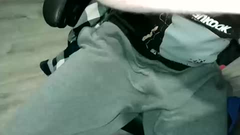 uptoearly online show from 10-12-25, 03:27