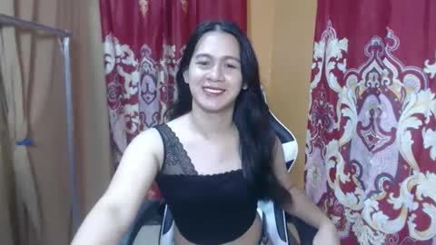 Snapshot of ur_asianpretty chatting on 11-13-25, 12:09 Aya online show from 11-13-25, 12:09