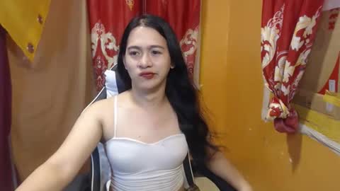 Snapshot of ur_asianpretty chatting on 01-11-26, 01:21 Aya online show from 01-11-26, 01:21