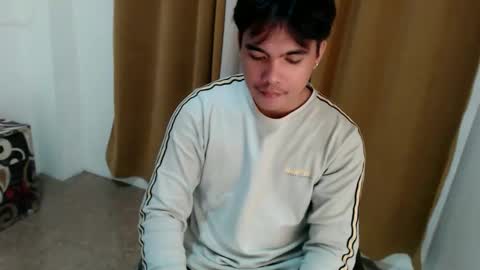 Snapshot of ur_jadelover chatting on 05-27-26, 11:18 JADE online show from 05-27-26, 11:18