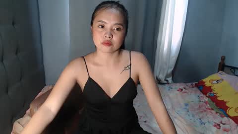 Snapshot of ur_myangel02 chatting on 02-04-25, 08:46 angel online show from 02-04-25, 08:46