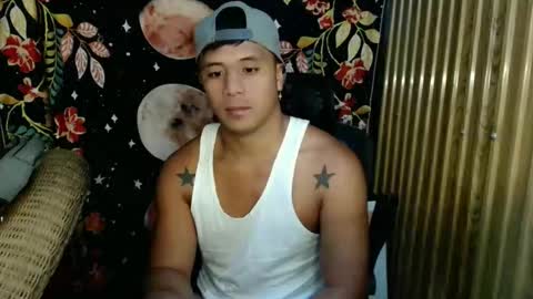 Snapshot of ur_pinoydave chatting on 12-16-25, 02:44 Dave online show from 12-16-25, 02:44