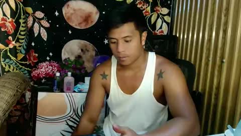 Snapshot of ur_pinoydave chatting on 01-05-26, 05:27 Dave online show from 01-05-26, 05:27