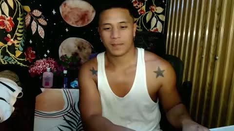 Snapshot of ur_pinoydave chatting on 01-07-26, 09:23 Dave online show from 01-07-26, 09:23