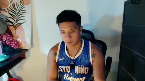 Snapshot of ur_pinoydave chatting on 02-04-26, 02:34 Dave online show from 02-04-26, 02:34