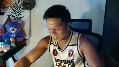 Snapshot of ur_pinoydave chatting on 02-22-26, 08:57 Dave online show from 02-22-26, 08:57