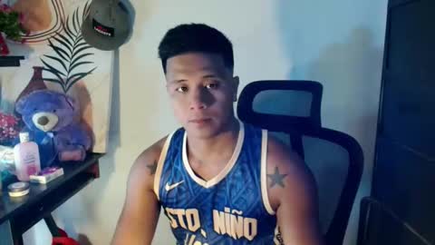 Snapshot of ur_pinoydave chatting on 02-25-26, 10:36 Dave online show from 02-25-26, 10:36