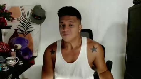 Snapshot of ur_pinoydave chatting on 03-08-26, 07:06 Dave online show from 03-08-26, 07:06