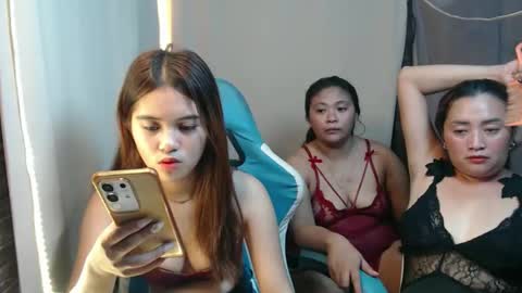 Snapshot of ur_prettyangel chatting on 02-26-26, 02:32 ur_prettyangel online show from 02-26-26, 02:32