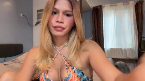 Snapshot of ur_secret_lover9 chatting on 11-07-25, 09:09 BARBIE- DONT FORGET TO FOLLOW ME AND GIVE ME THUMBS UP online show from 11-07-25, 09:09