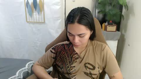 Snapshot of urasian_erica chatting on 07-11-26, 01:52 urasian_erica online show from 07-11-26, 01:52
