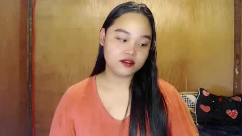 Snapshot of urasian_hotchix69 chatting on 01-06-25, 05:19 Lycah online show from 01-06-25, 05:19