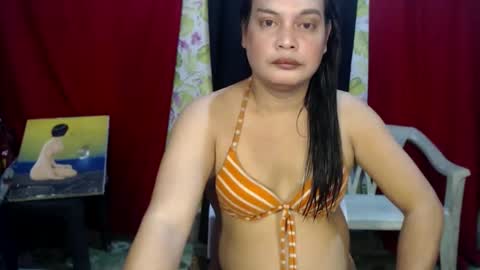 Diane online show from 09-29-25, 05:23