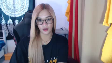 Snapshot of urasiandreamgirlxxx chatting on 12-08-24, 08:30 jess online show from 12-08-24, 08:30