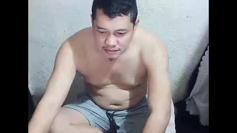 Snapshot of urasianguy90 chatting on 03-02-26, 02:36 carlo online show from 03-02-26, 02:36