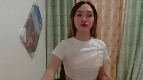 urasianharaxxx online show from 12-18-24, 06:43