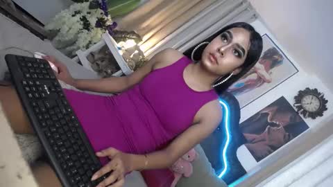 Pau online show from 02-05-25, 10:30