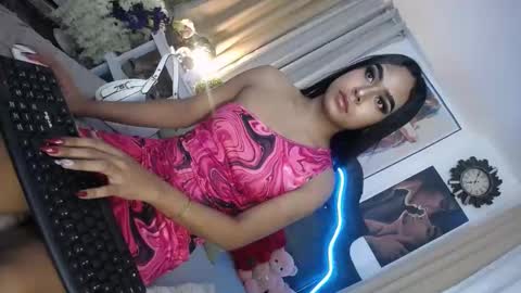 Pau online show from 02-14-25, 06:45