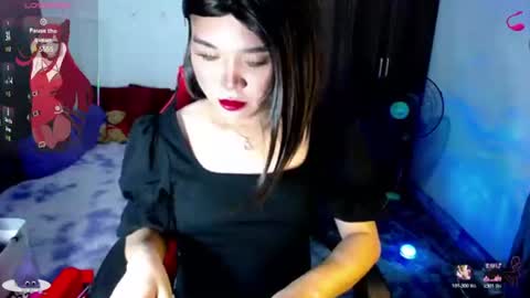 Snapshot of urasiansweet_cummer chatting on 06-25-26, 02:11 KENDRA online show from 06-25-26, 02:11