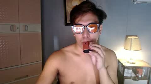 Snapshot of urasianwanker chatting on 11-09-25, 07:06 urasianwanker online show from 11-09-25, 07:06