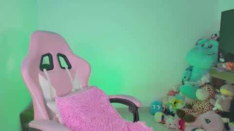 Danielle  online show from 07-08-26, 10:20