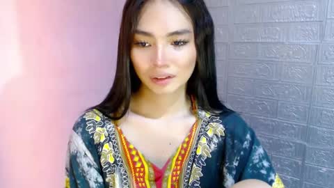 Clara online show from 12-23-24, 05:06