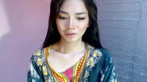 Clara online show from 01-21-25, 05:05