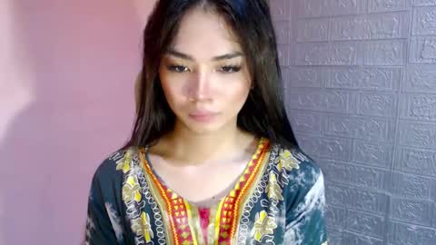 Clara online show from 01-23-25, 05:02